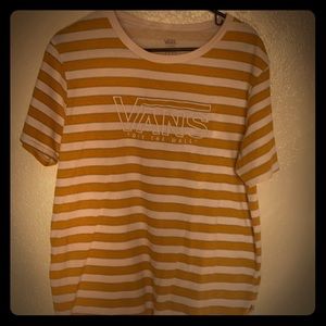 Fun vans graphic Tee like new!!!